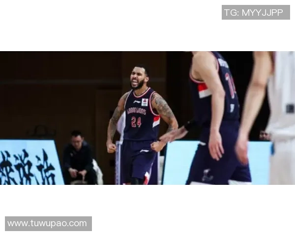 广州网球队盯防战术解析与网球热点动态探讨